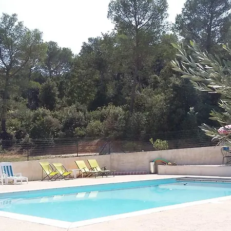 Holiday home Les Chrisalies Pont-Saint-Esprit